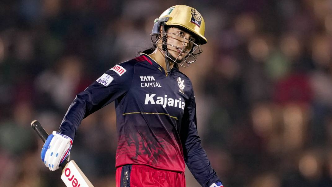 WATCH: Smriti Mandhana's magical knock unfortunately ends on 96