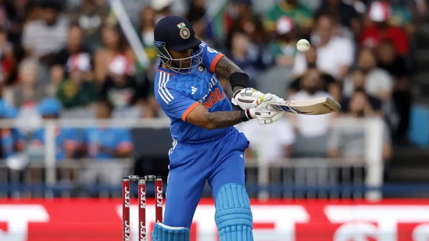 WATCH: Surya entertains Nagpur crowd with trademark Supla shot