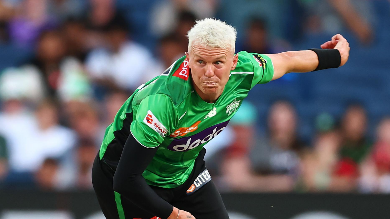 WATCH: 41-year-old Peter Siddle bowls 145.8kph delivery